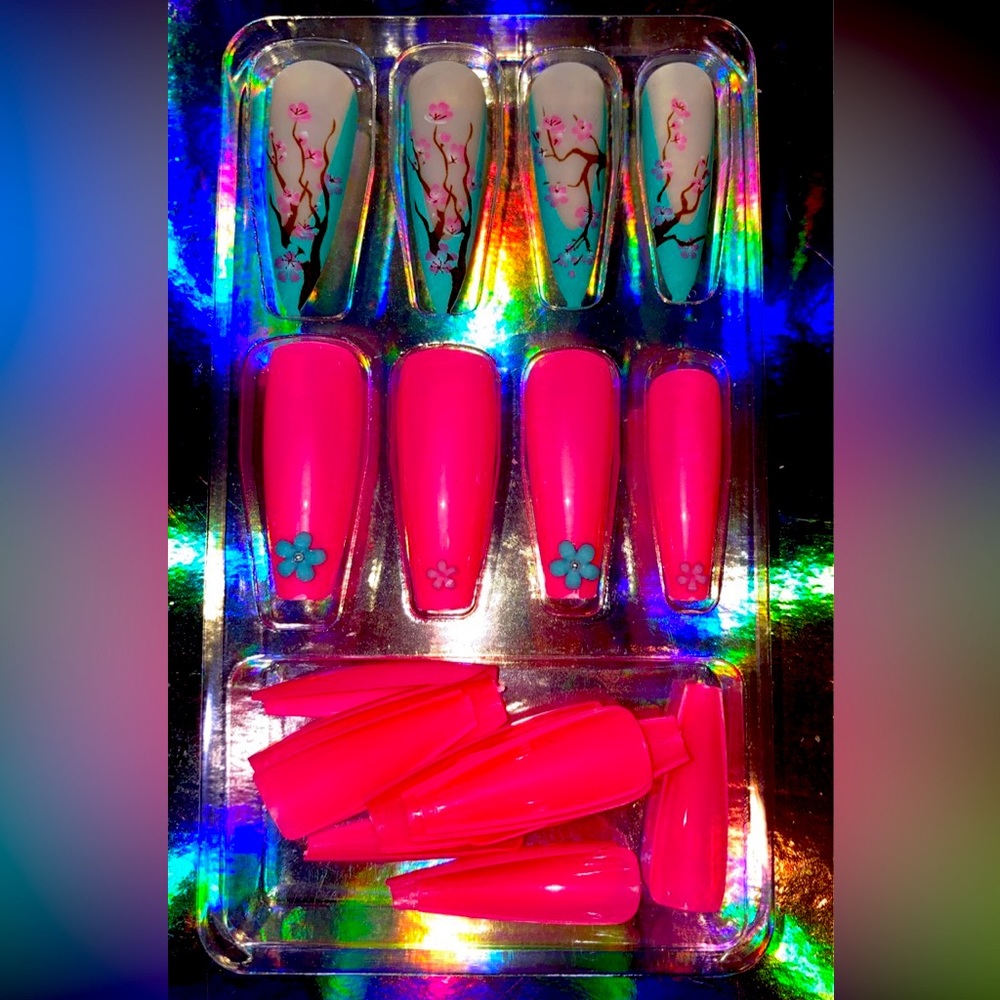 Press On Nails